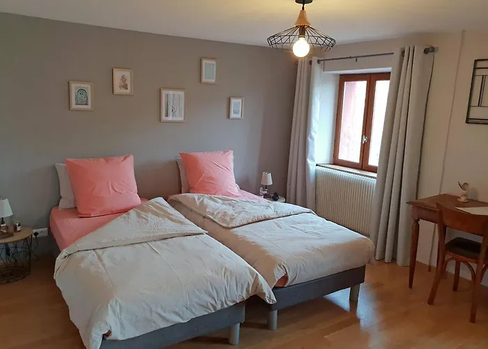 L'orbi, Le Balcon De La Zimette Bed & Breakfast Ventron